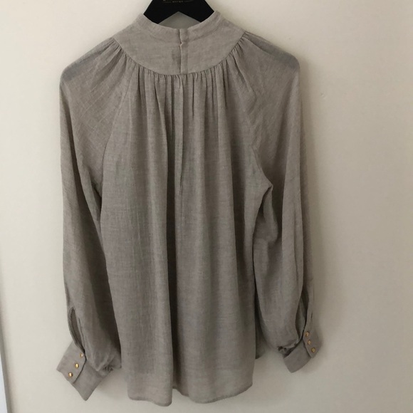 Flowy cream shirt - Picture 4 of 4